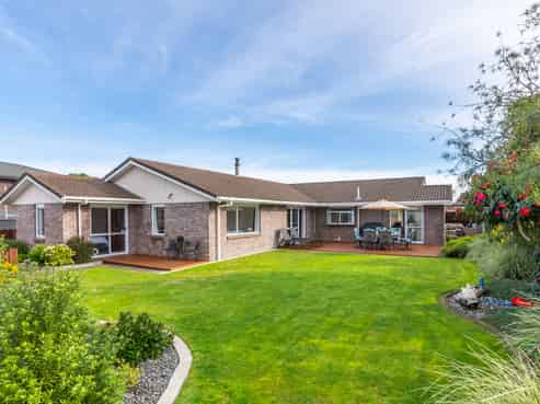 6 Beechwood Close, Paraparaumu Beach