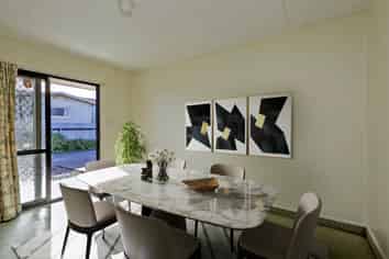 2/500 Avenue Road West, Hastings