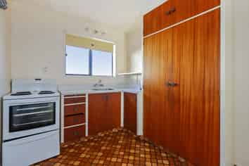 2/500 Avenue Road West, Hastings