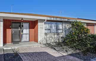 2/500 Avenue Road West, Hastings