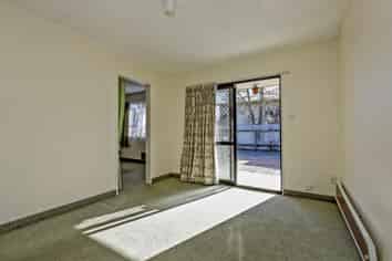 2/500 Avenue Road West, Hastings