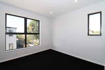 B/4 Blue Gum Rise, Sunnyhills