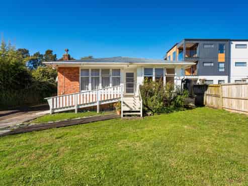 58 Smythe Road, Henderson