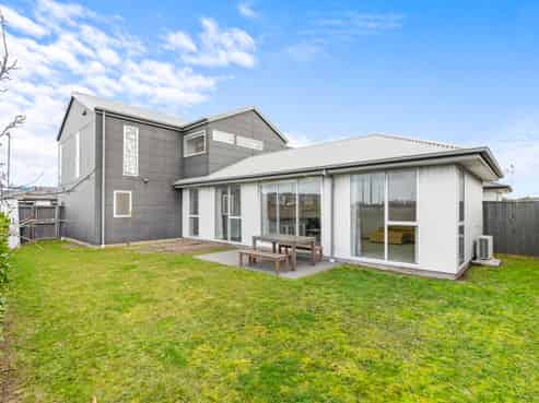 11 George West Square, Halswell