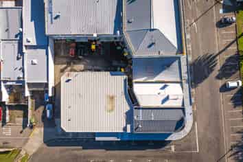 Medical Premises with Holding Income 