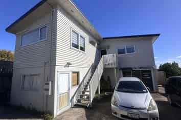 259 Hillsborough Rd, Hillsborough