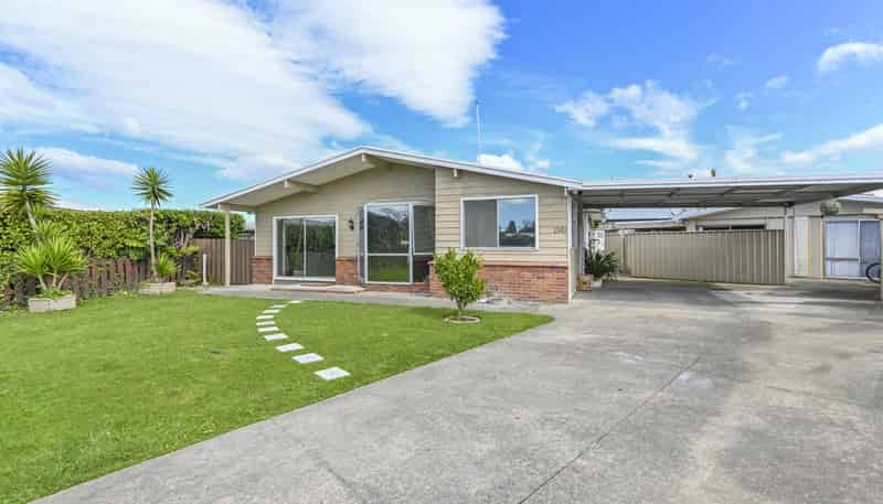 1301 Briggs Place, Mayfair