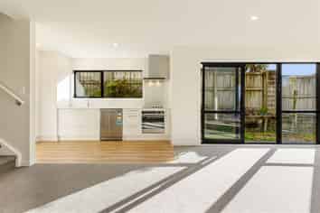 12A Bluefin Way, West Harbour