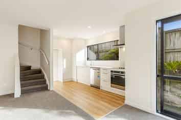 12A Bluefin Way, West Harbour