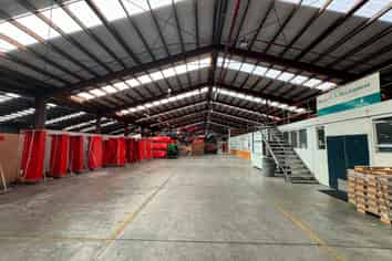 Large Scale Industrial Premises For Lease