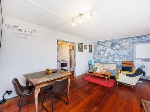 23 Marine Parade South, Foxton Beach