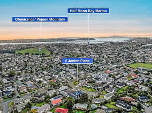 5A & 5B Janine Place, Bucklands Beach