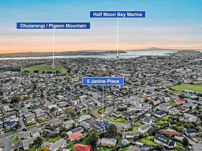 5A & 5B Janine Place, Bucklands Beach