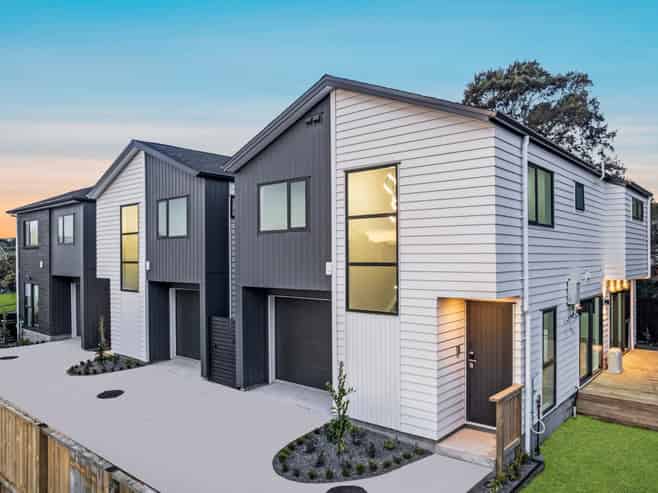 5A & 5B Janine Place, Bucklands Beach