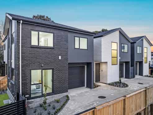 5A & 5B Janine Place, Bucklands Beach