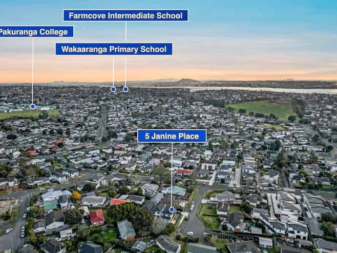 5A & 5B Janine Place, Bucklands Beach