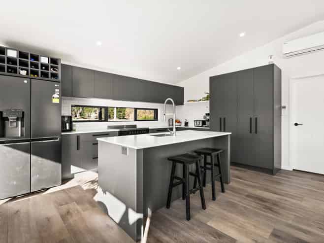 2480 Kahuranaki Road, Elsthorpe