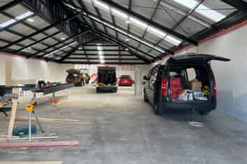500m² Te Atatu Warehouse For Lease