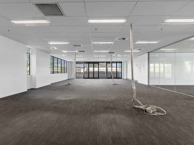 Office with river views + parking