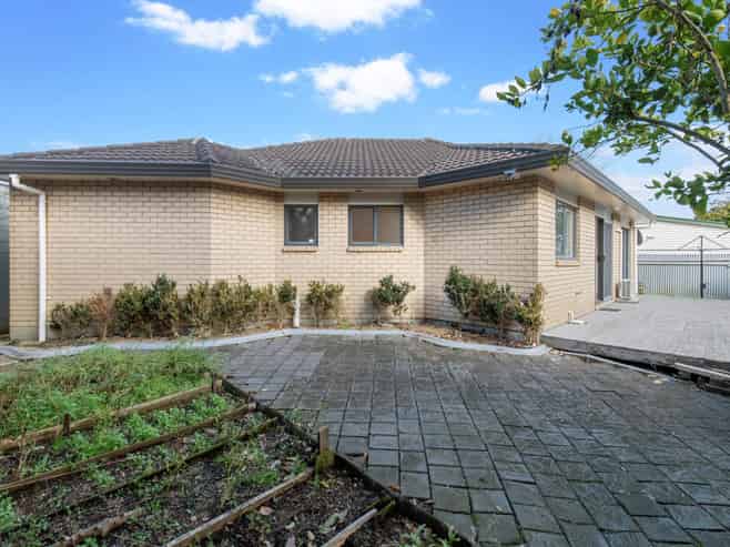 40 Huia Road, Papatoetoe