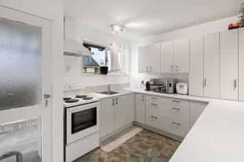 5 McKellar Place, Hornby