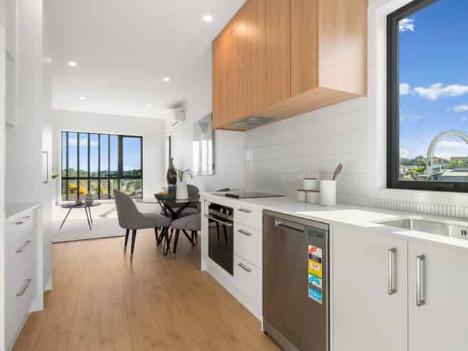 28, 30, 32 Kanapa Road, Northcross