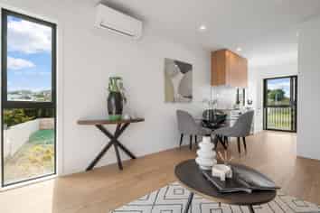 28, 30, 32 Kanapa Road, Northcross
