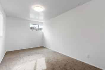 32 Idlewild Avenue, Mangere