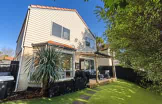 4b Voyager Drive, Gulf Harbour