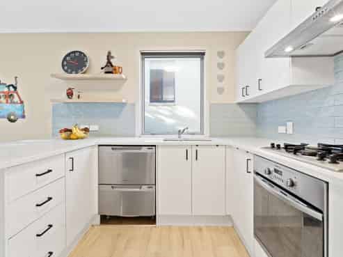 4b Voyager Drive, Gulf Harbour