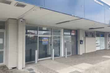 66M² RETAIL SPACE BY PRESTON ROAD
