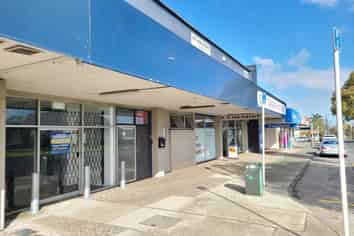 66M² RETAIL SPACE BY PRESTON ROAD
