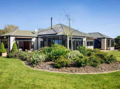37 Burwood Road, Tikitere