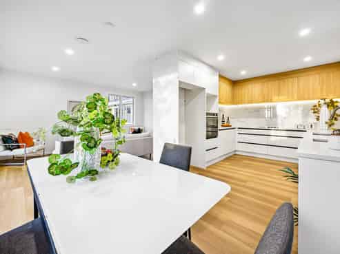 23 Peter Buck Road, New Windsor