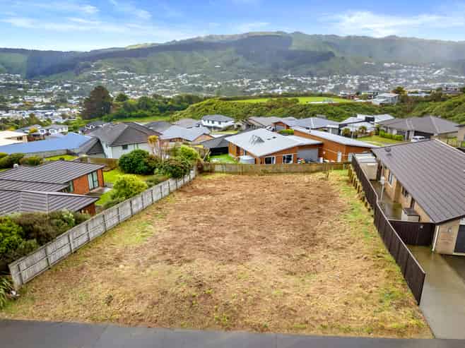 158 Woodman Drive, Tawa