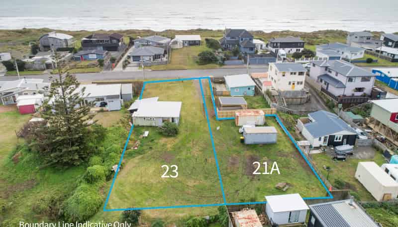 21a Marine Parade South, Foxton Beach