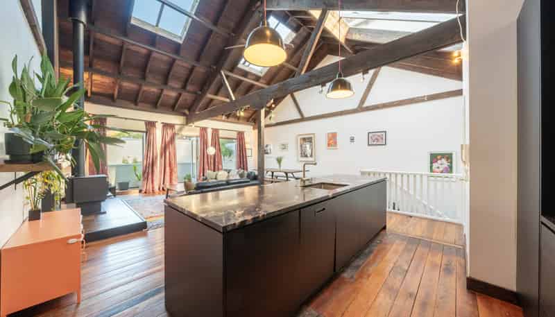 2/12 Little George Street, Thorndon