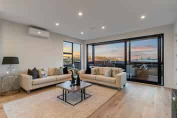 3/27 Hastings Road, Mairangi Bay