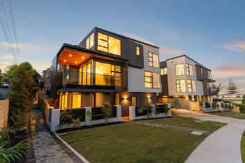 11/27 Hastings Road, Mairangi Bay