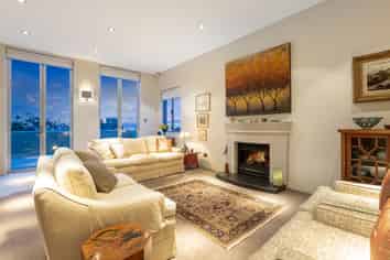 6 Wesley Road, Kelburn