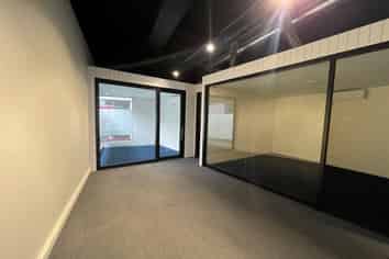 Prestigious Commercial Space
