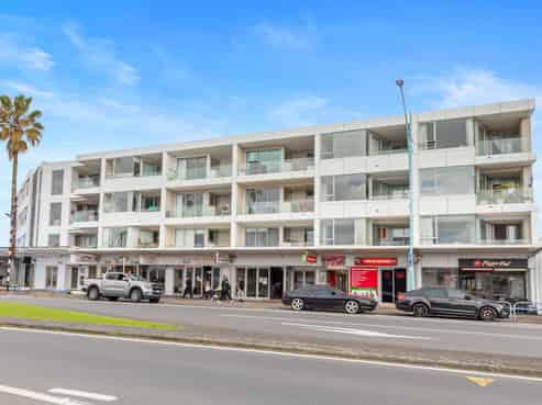 109/332 Maunganui Road (The Algarve), Mount Maunganui