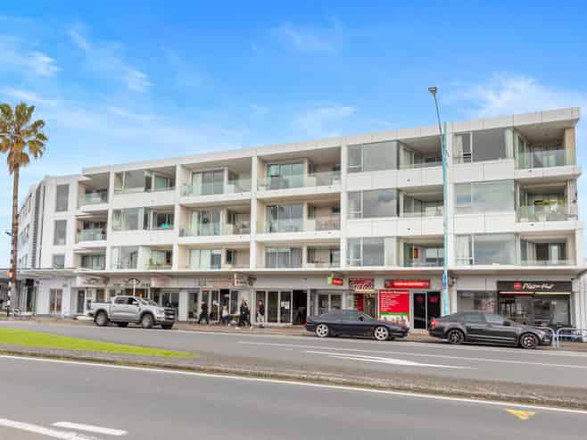 109/332 Maunganui Road (The Algarve), Mount Maunganui
