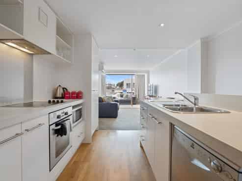 109/332 Maunganui Road (The Algarve), Mount Maunganui