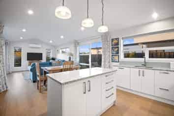 12 Jury Lane, Woodend