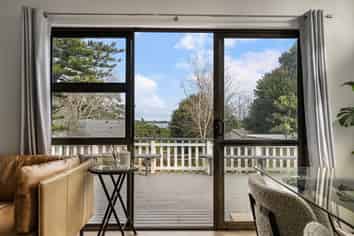 230 Mahia Road, Weymouth