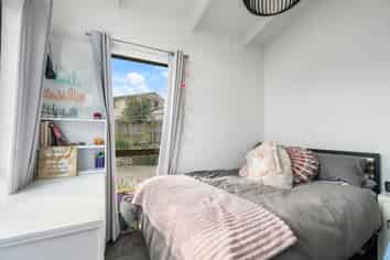 230 Mahia Road, Weymouth