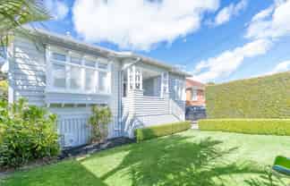 8 Pine Street, Mount Eden