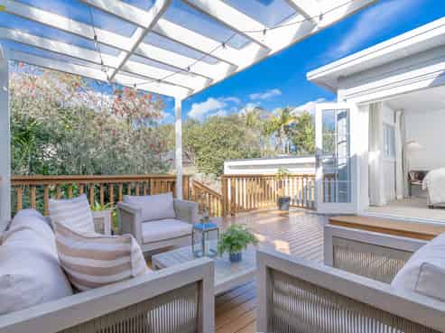 8 Pine Street, Mount Eden
