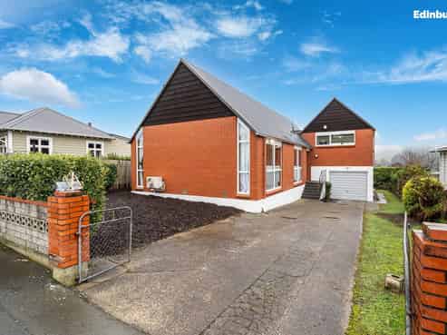 102 Kenmure Road, Belleknowes